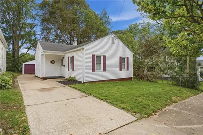 782 Saxon Avenue, Akron, OH 44314 - Photo 31