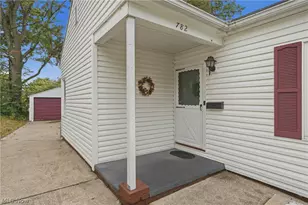 782 Saxon Ave, Akron, OH 44314 - Photo 3