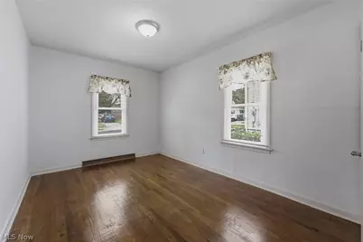 782 Saxon Avenue, Akron, OH 44314 - Photo 19