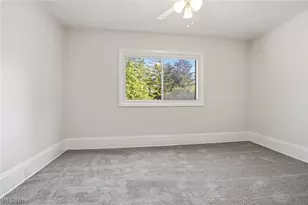 22955 Fairmount Blvd, Huber Heights, OH 44118 - Photo 19