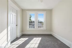 22955 Fairmount Blvd, Huber Heights, OH 44118 - Photo 17