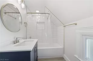 22955 Fairmount Blvd, Huber Heights, OH 44118 - Photo 21