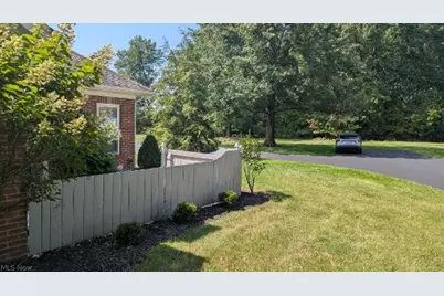 50 Stratford Green Drive #4, Canfield, OH 44406 - Photo 29