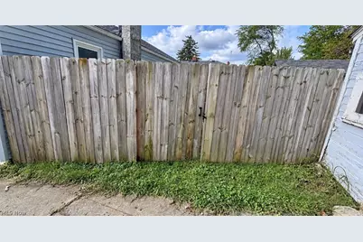 1193 Greenwood Avenue, Akron, OH 44320 - Photo 15