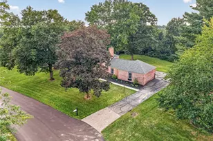 1901 Devonshire Dr NW, Canton, OH 44708 - Photo 37