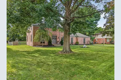 1901 Devonshire Drive NW, Canton, OH 44708 - Photo 39