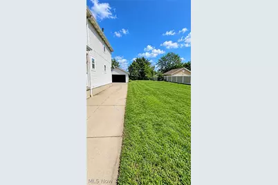 2361 E 59th Street, Loveland, OH 44104 - Photo 3
