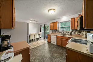 9545 Greenmeadow Rd, Windham, OH 44288 - Photo 9