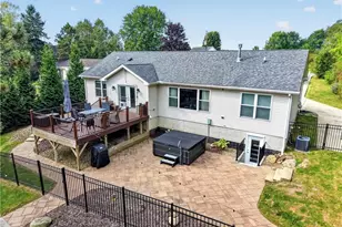 1110 Evening Star Dr, Roaming Shores, OH 44085 - Photo 17