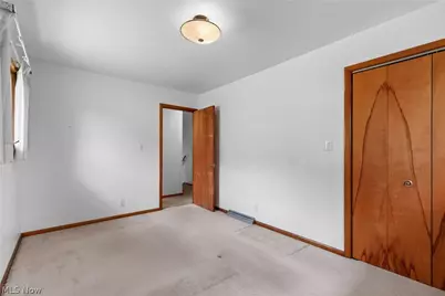 405 N 10th Street, Martins Ferry, OH 43935 - Photo 21