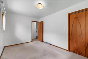 405 N 10th St, Martins Ferry, OH 43935 - Photo 21