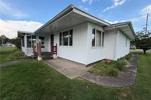 6063 E State Rd, Newcomerstown, OH 43832 - Photo 25