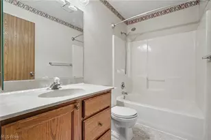2466 Wrens Dr S, Stow, OH 44224 - Photo 13
