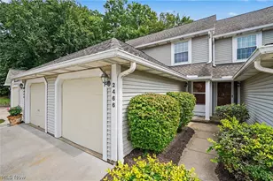 2466 Wrens Dr S, Stow, OH 44224 - Photo 1