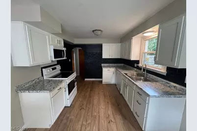[Address not provided], East Palestine, OH 44413 - Photo 7