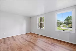 1922 Burr Oaks Ct, Austintown, OH 44515 - Photo 11