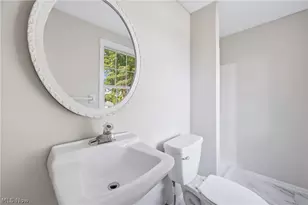 1922 Burr Oaks Ct, Austintown, OH 44515 - Photo 29