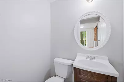 1922 Burr Oaks Court, Austintown, OH 44515 - Photo 19