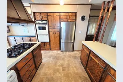 105 Virginia Avenue, Elyria, OH 44035 - Photo 7