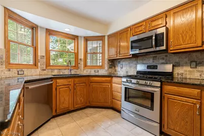 841 27th Street NE, Massillon, OH 44646 - Photo 5