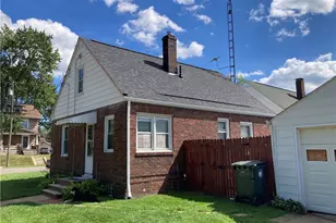 2833 Daleford Ave NE, Canton, OH 44705 - Photo 3