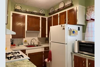 2833 Daleford Avenue NE, Canton, OH 44705 - Photo 17