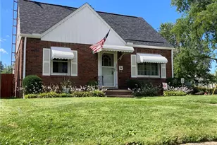 2833 Daleford Ave NE, Canton, OH 44705 - Photo 1