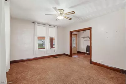 608 Delaware Street, Martins Ferry, OH 43935 - Photo 11