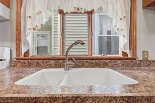 608 Delaware St, Martins Ferry, OH 43935 - Photo 17