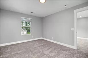 36392 Capri Ln, North Ridgeville, OH 44039 - Photo 31