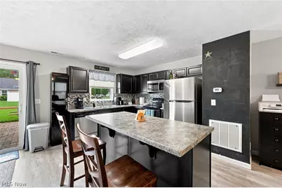 220 Emily Drive, Madison, OH 44057 - Photo 9