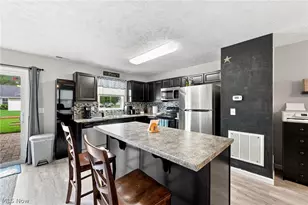 220 Emily Dr, Madison, OH 44057 - Photo 9