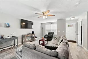 220 Emily Dr, Madison, OH 44057 - Photo 5