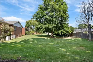 204 Sutton Ave NE, North Canton, OH 44720 - Photo 31