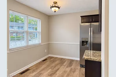 290 Lincoln Street SW #I, Hartville, OH 44632 - Photo 3