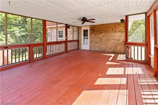 271 Seneca St, Weirton, WV 26062 - Photo 31