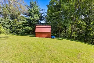 271 Seneca St, Weirton, WV 26062 - Photo 35