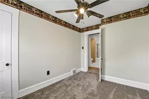 13305 Hazelwood Ave, Oakwood, OH 44107 - Photo 21