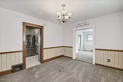 13305 Hazelwood Avenue, Oakwood, OH 44107 - Photo 11