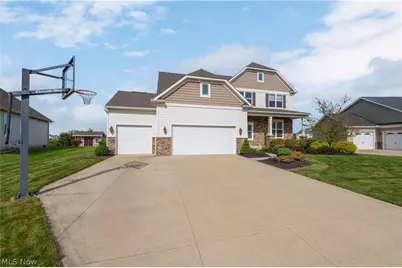 36136 W Shore Parkway, North Ridgeville, OH 44039 - Photo 3