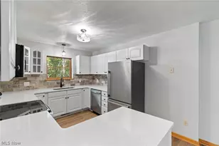 21530 Lexington Rd, Alliance, OH 44601 - Photo 7