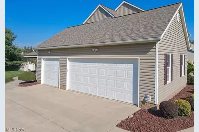 127 Whittlesey Drive, Tallmadge, OH 44278 - Photo 3