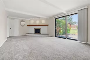 2215 Tamarack Cir NE, Canton, OH 44721 - Photo 23