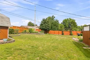 2215 Tamarack Cir NE, Canton, OH 44721 - Photo 7
