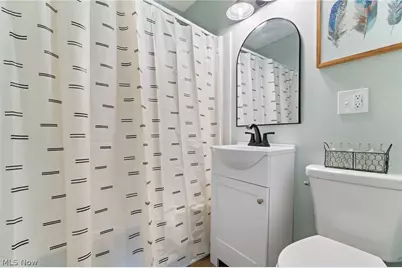 827 Davies Avenue, Akron, OH 44306 - Photo 15