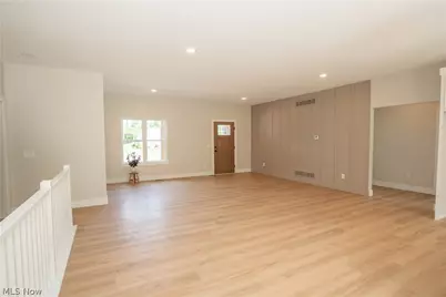 4327 Skycrest Drive NW, Canton, OH 44718 - Photo 5