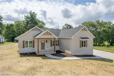 4327 Skycrest Drive NW, Canton, OH 44718 - Photo 1
