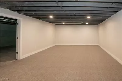 4327 Skycrest Drive NW, Canton, OH 44718 - Photo 31