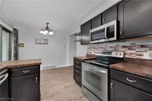 4417 Queen Anne Ave, Lorain, OH 44052 - Photo 13