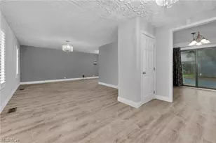 4417 Queen Anne Ave, Lorain, OH 44052 - Photo 5